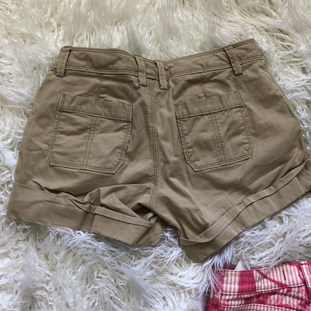 Short Collection - Picture 6 of 7